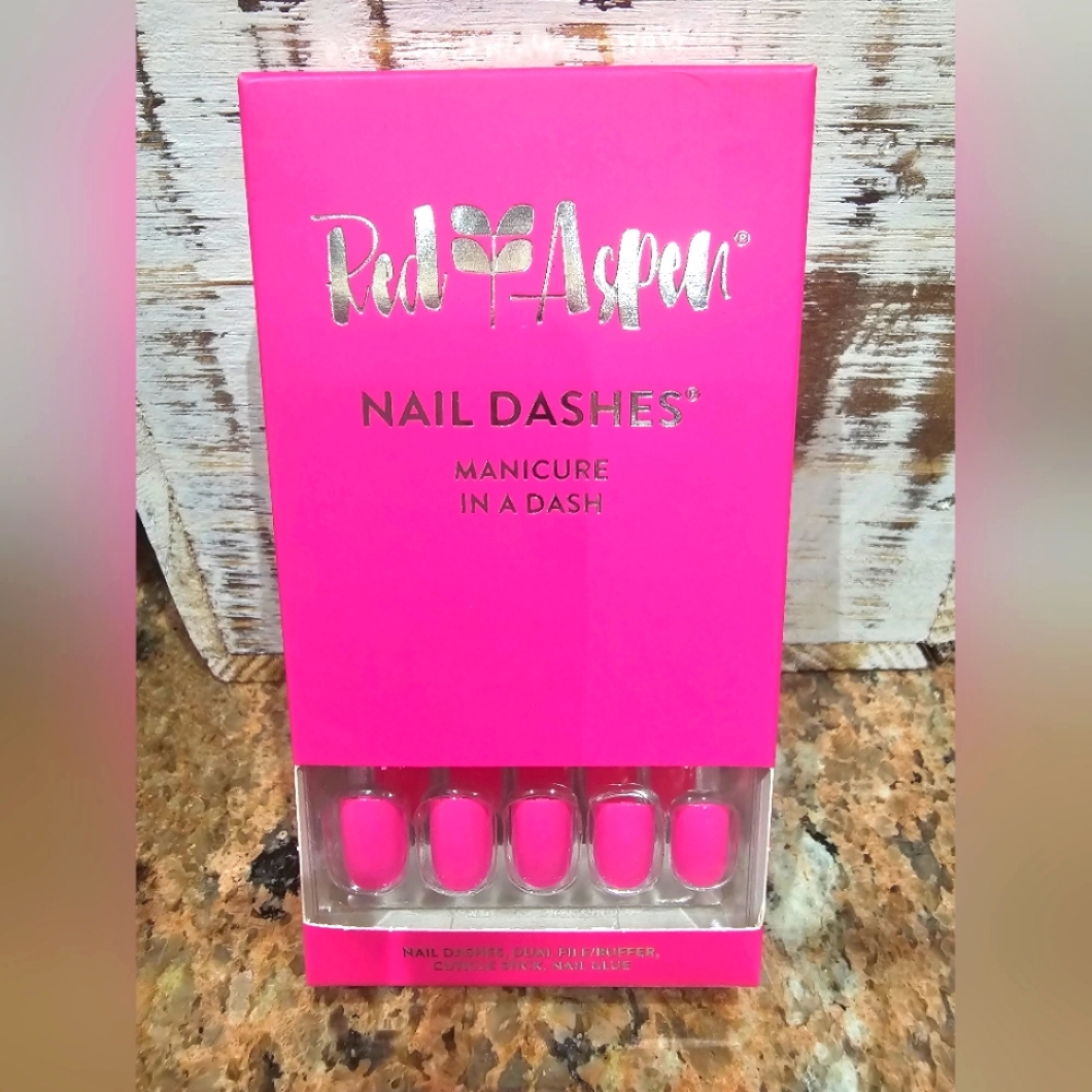 Red Aspen Nails
